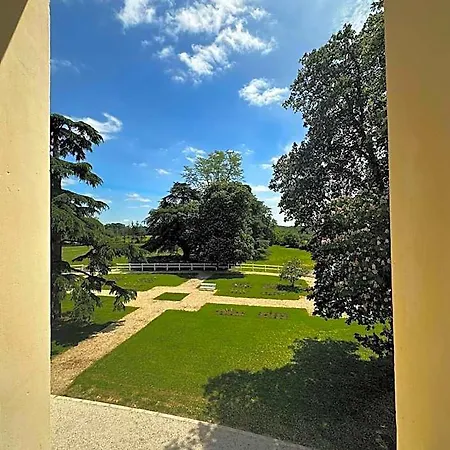 Domaine De L'ecorcerie 3*