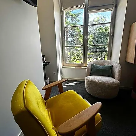 Domaine De L'ecorcerie Hotel