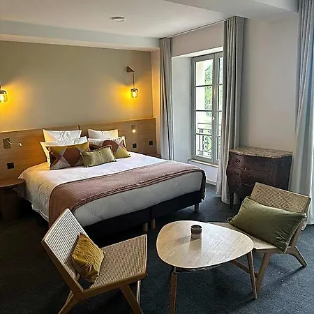 Domaine De L'ecorcerie Hotel