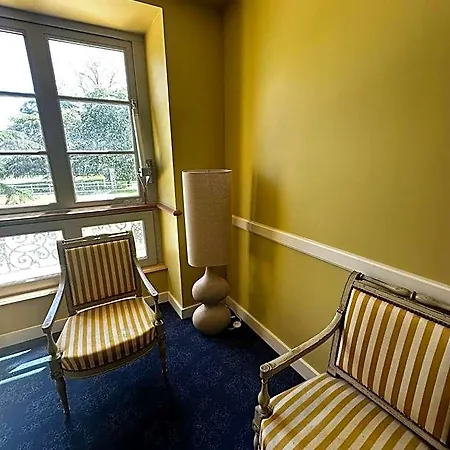 Domaine De L'ecorcerie Hotel